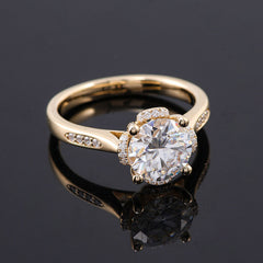 1–2 CT Round Moissanite Engagement Ring in Gold