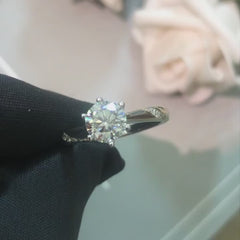 Round Moissanite Ring in 925 Sterling Silver
