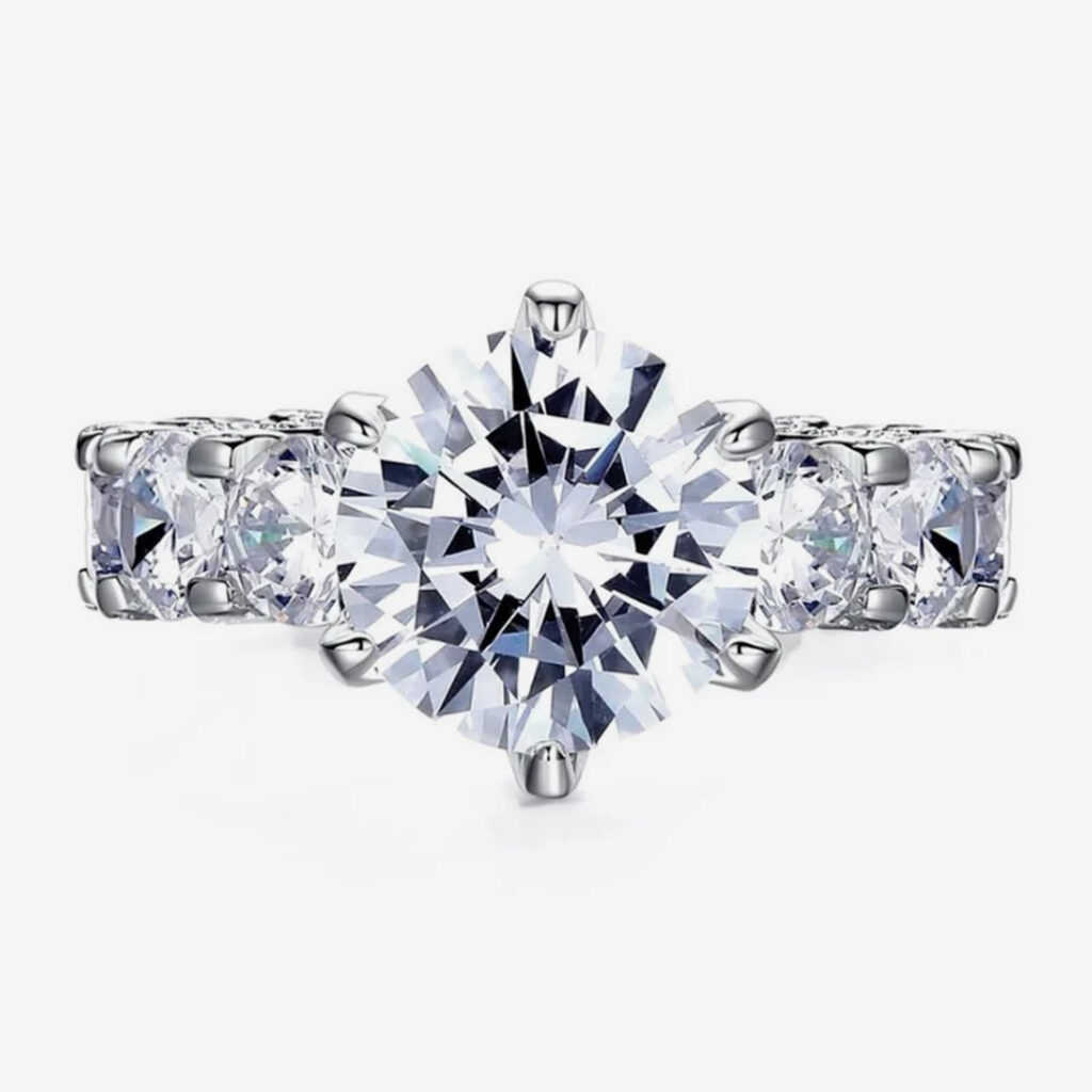 Brilliant Stone Fashion Ring