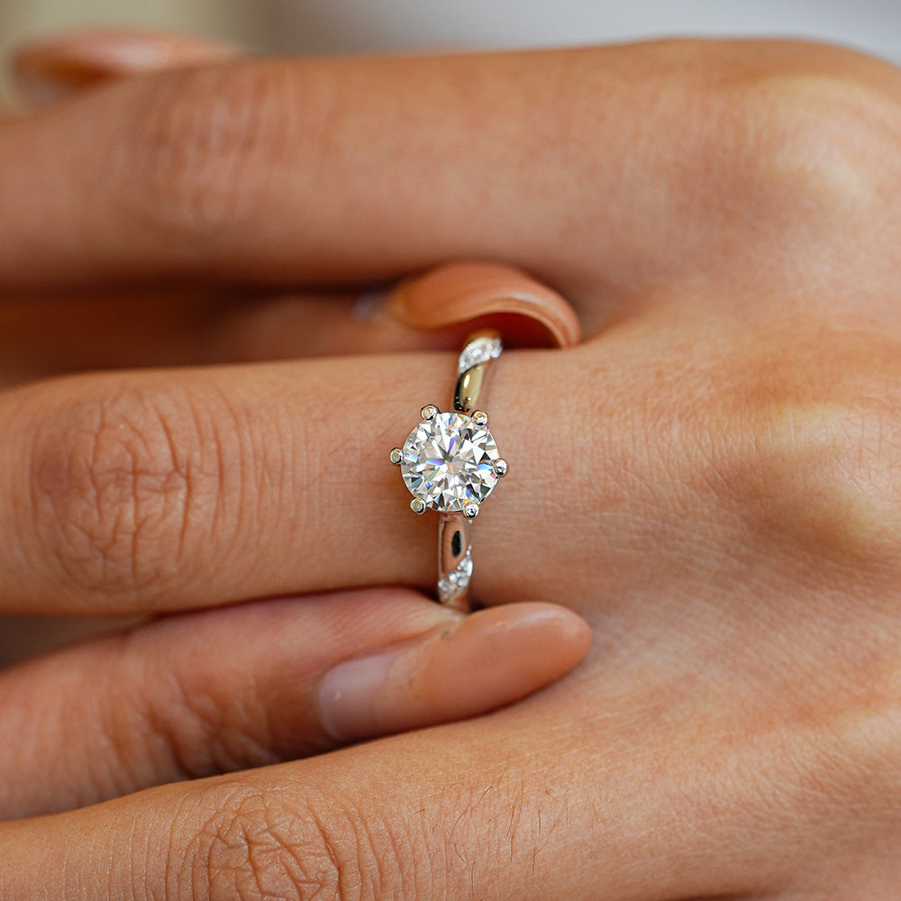 Round Moissanite Ring in 925 Sterling Silver