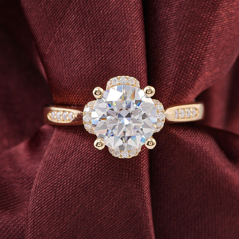 1–2 CT Round Moissanite Engagement Ring in Gold