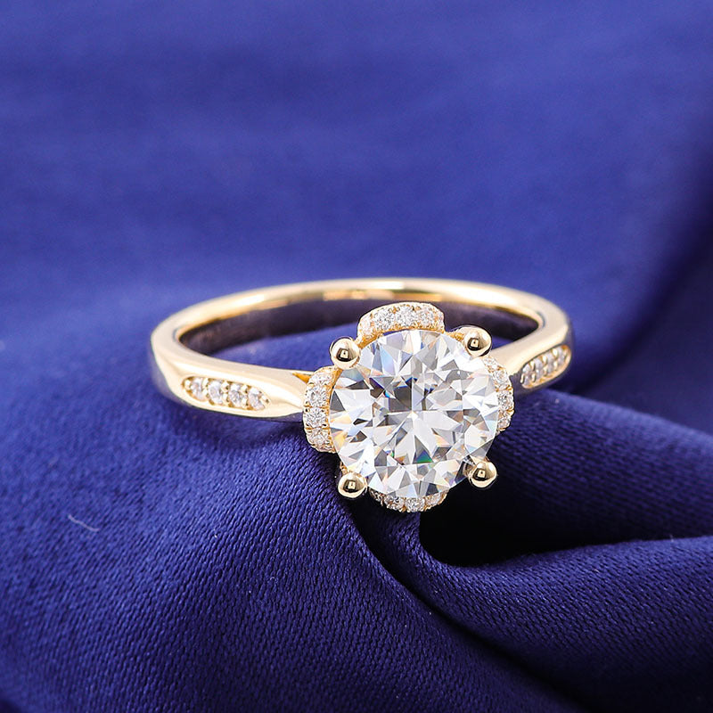 1–2 CT Round Moissanite Engagement Ring in Gold